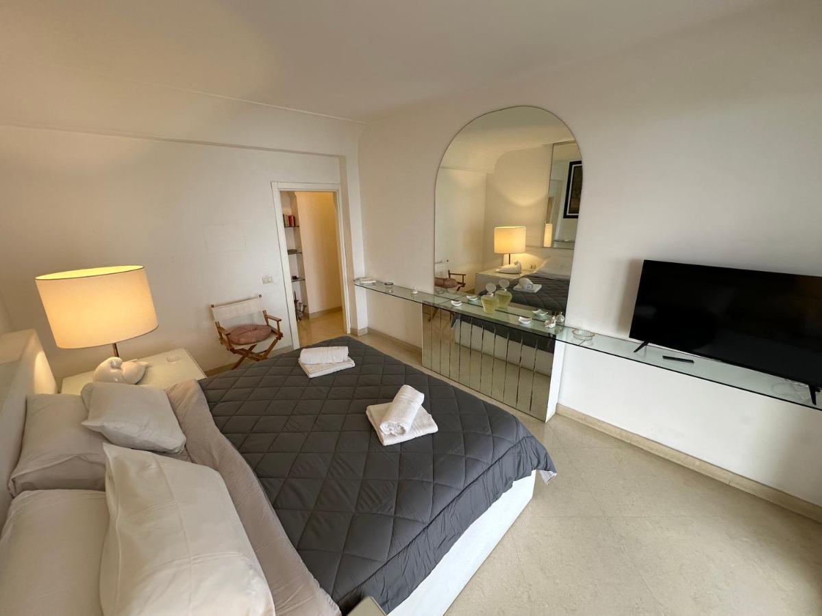 Pf Luxury Apartment Petrarca Posillipo Capri View - My Place เนเปิลส์ ภายนอก รูปภาพ