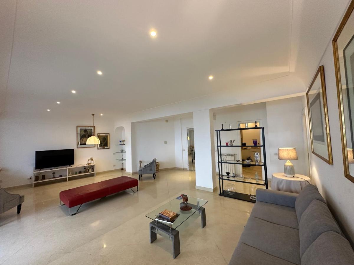 Pf Luxury Apartment Petrarca Posillipo Capri View - My Place เนเปิลส์ ภายนอก รูปภาพ
