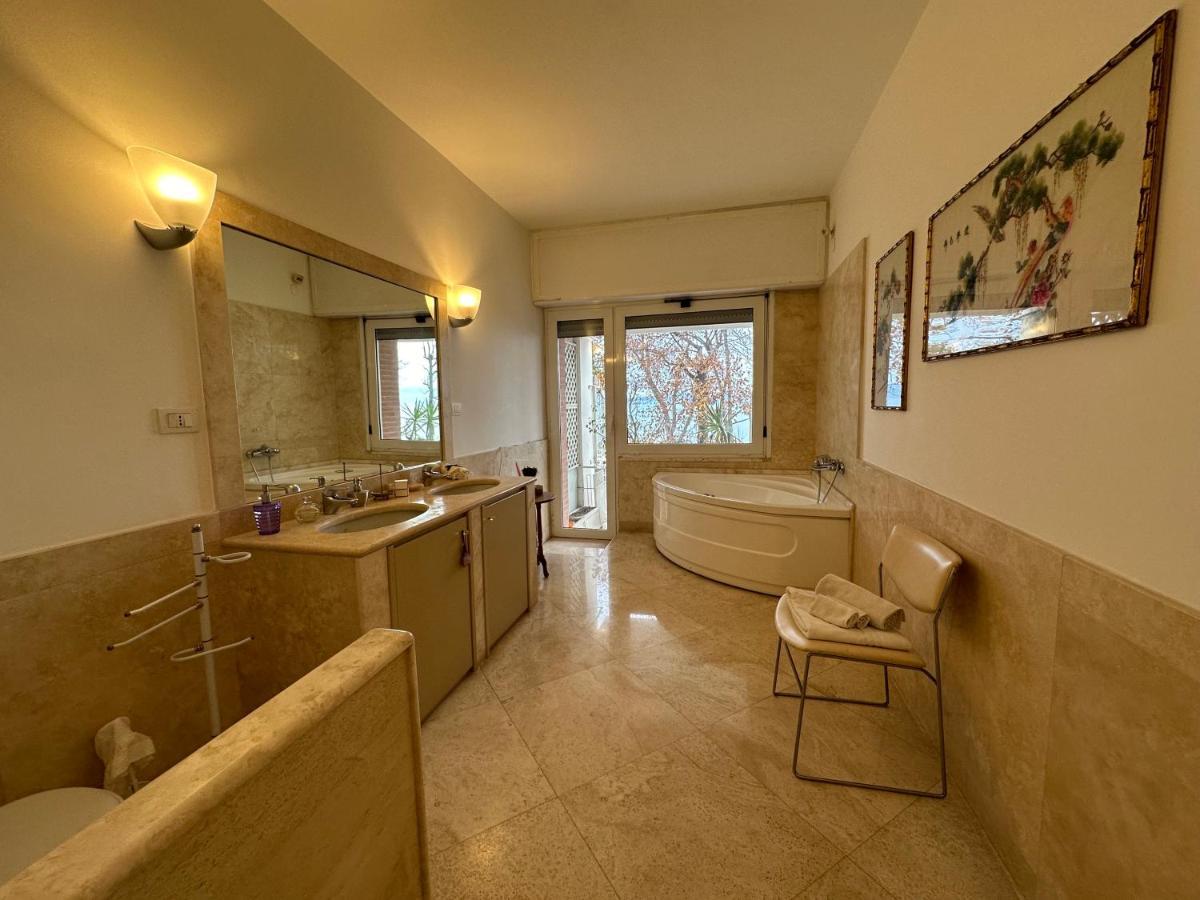 Pf Luxury Apartment Petrarca Posillipo Capri View - My Place เนเปิลส์ ภายนอก รูปภาพ