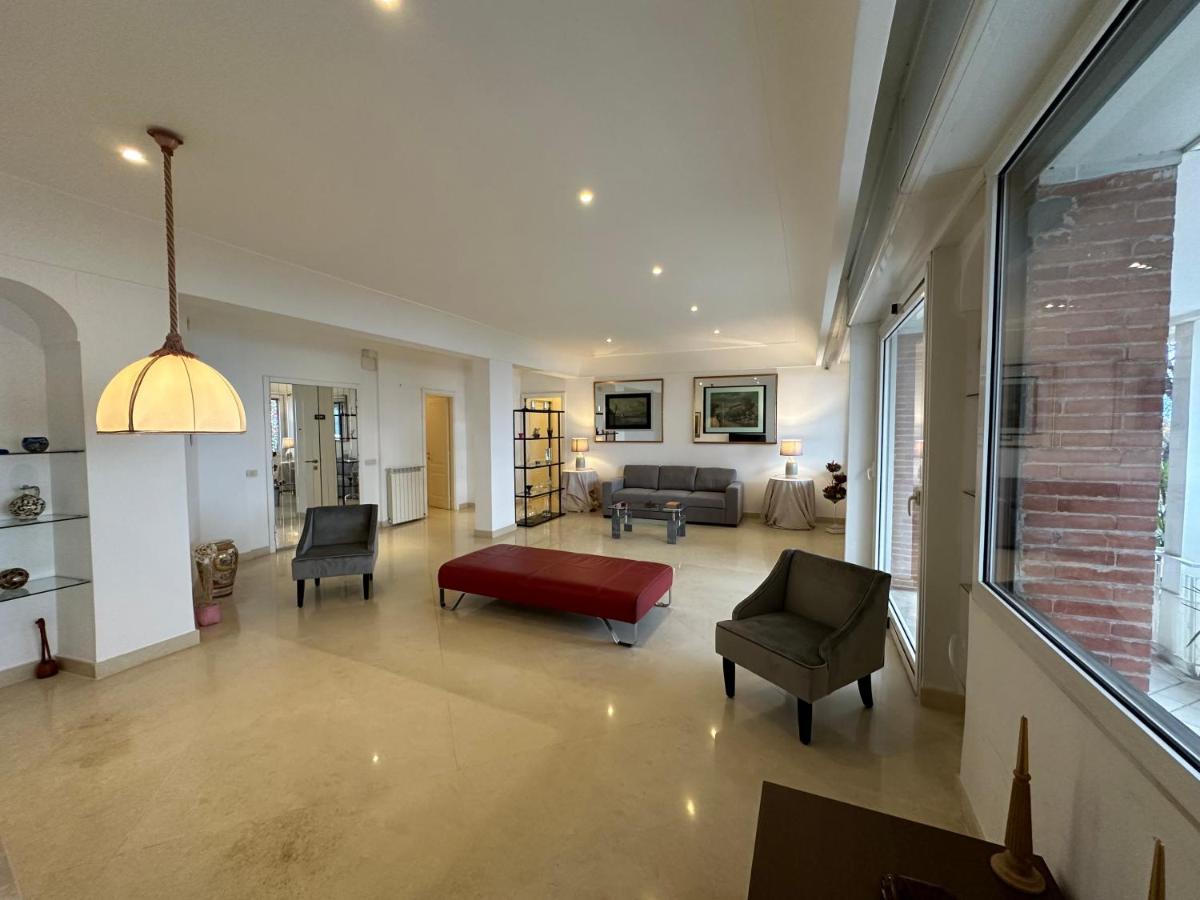 Pf Luxury Apartment Petrarca Posillipo Capri View - My Place เนเปิลส์ ภายนอก รูปภาพ
