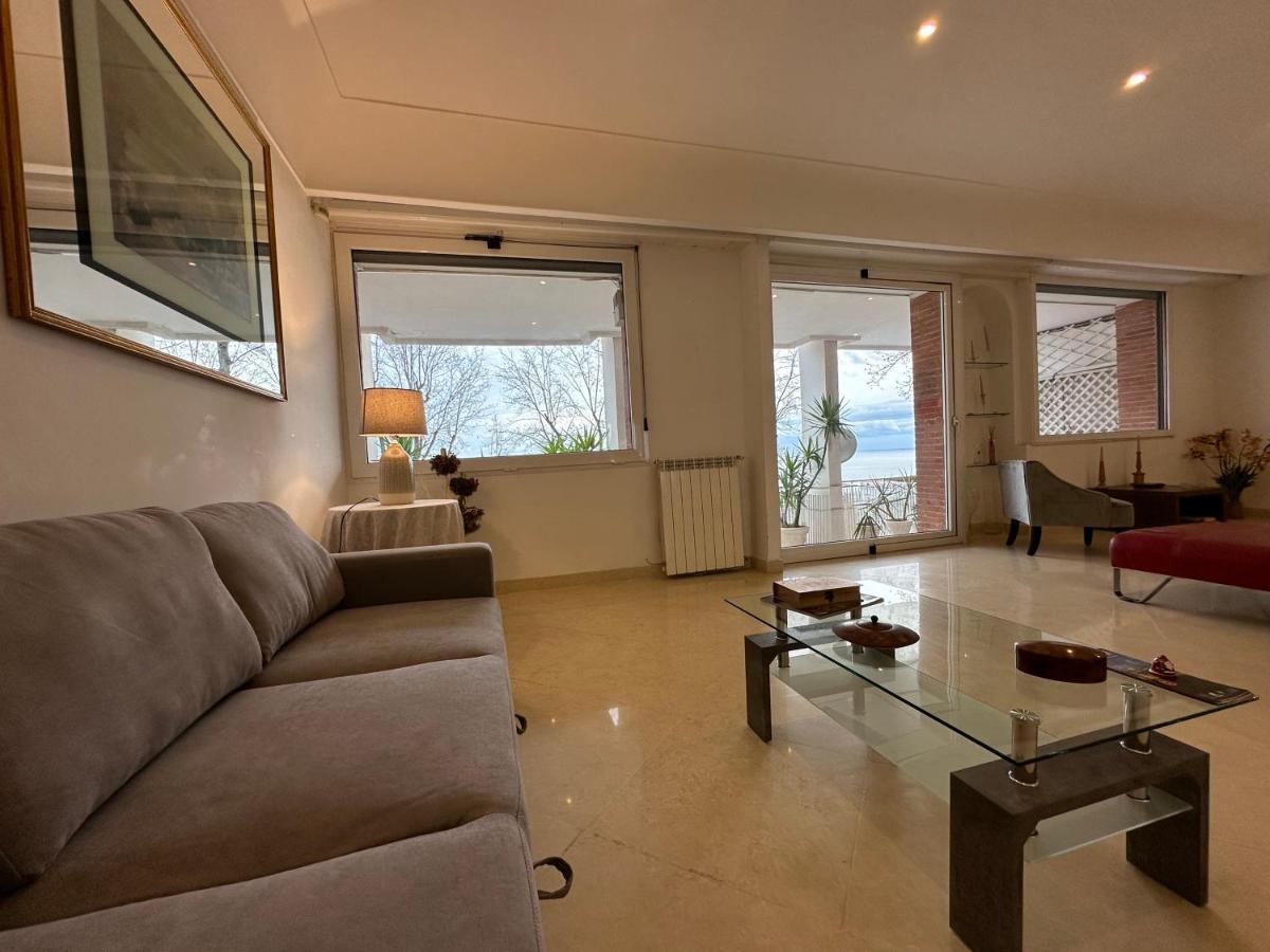 Pf Luxury Apartment Petrarca Posillipo Capri View - My Place เนเปิลส์ ภายนอก รูปภาพ