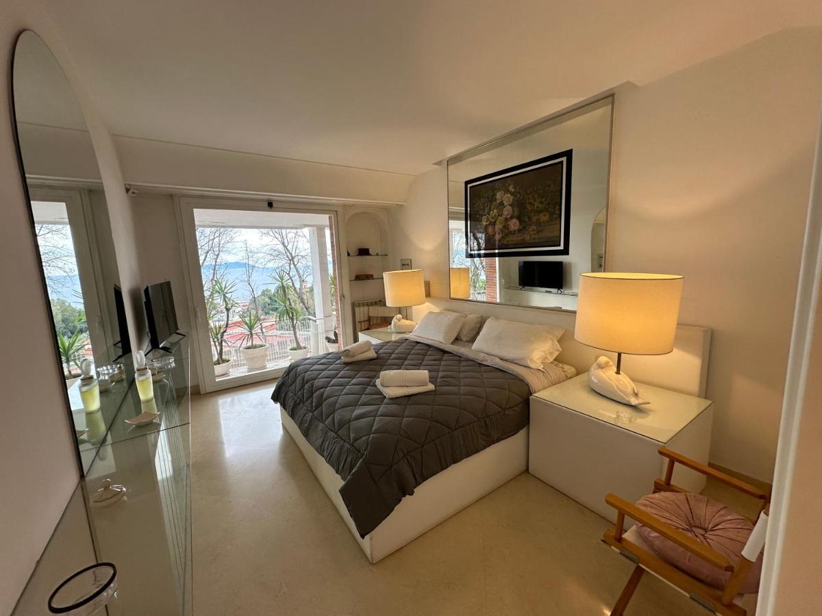 Pf Luxury Apartment Petrarca Posillipo Capri View - My Place เนเปิลส์ ภายนอก รูปภาพ