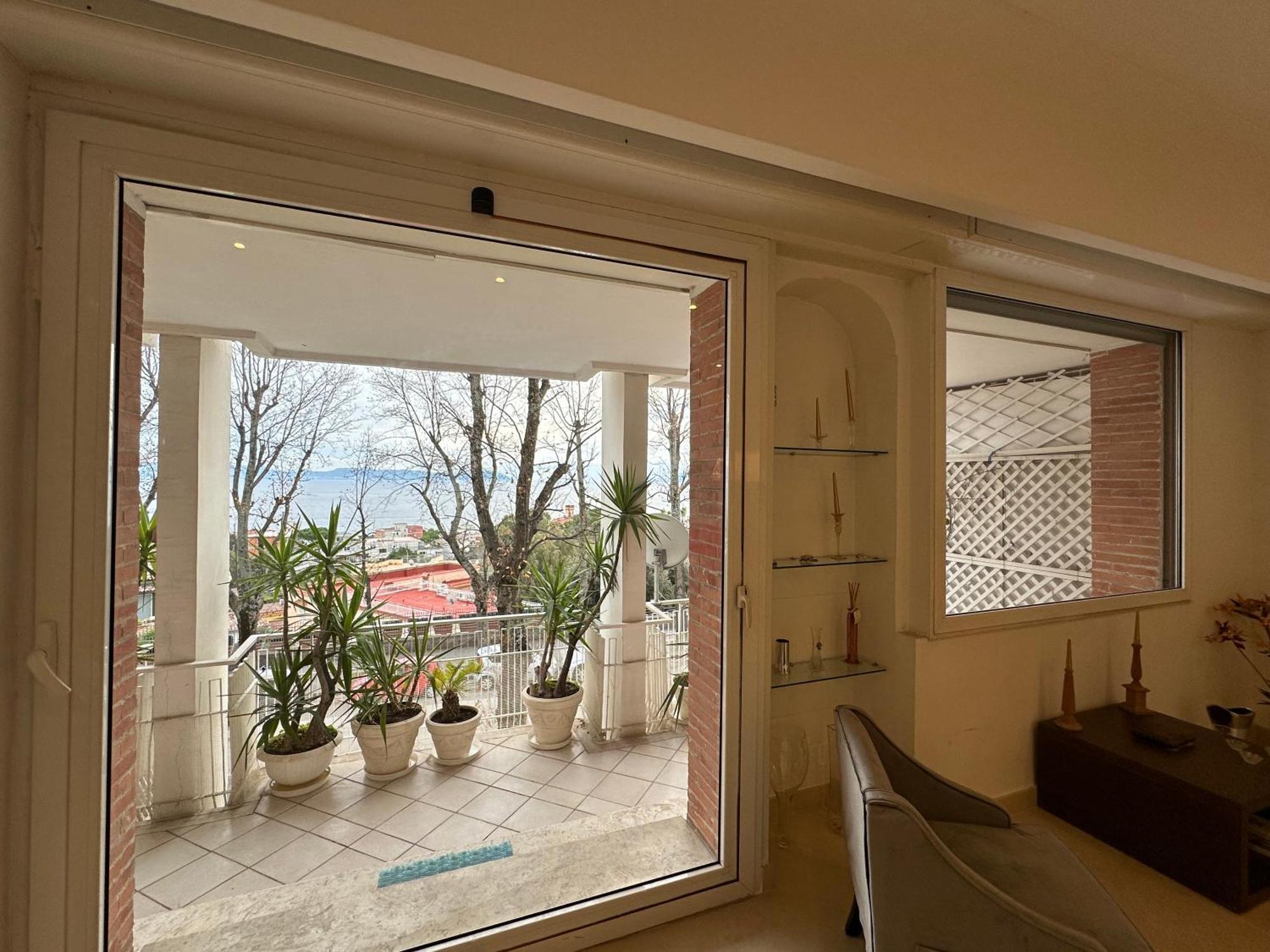 Pf Luxury Apartment Petrarca Posillipo Capri View - My Place เนเปิลส์ ภายนอก รูปภาพ